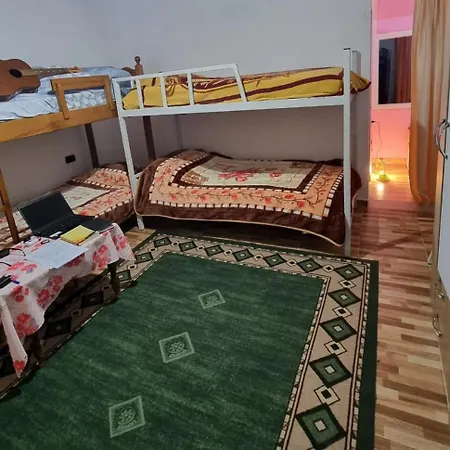 Casa de hóspedes Gjegji *